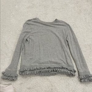 Cute Crown & Ivy Gray Ruffle Long Sleeve Top